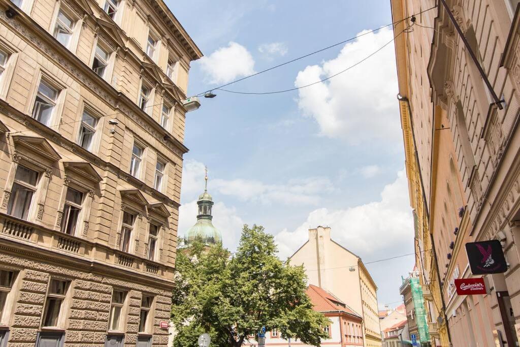 Appartamento Studio In The Historic Center Praga Esterno foto